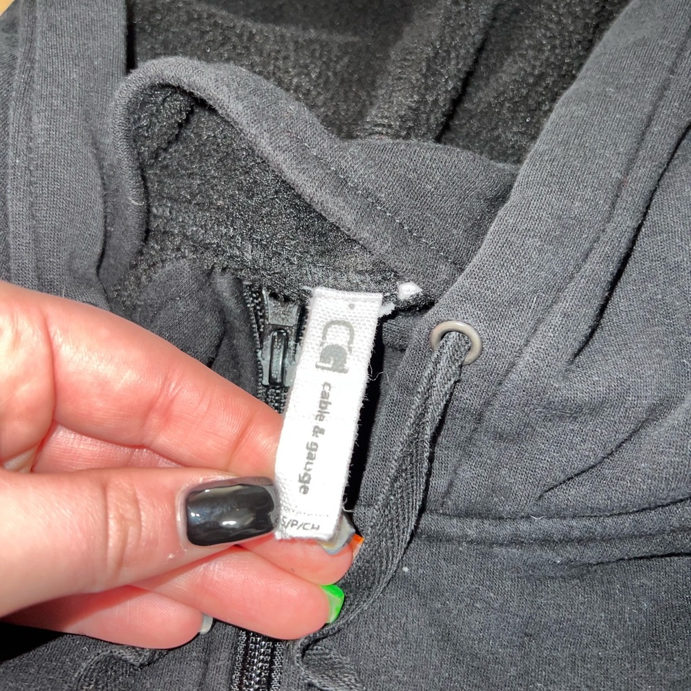 black jacket - Picture 2 of 3
